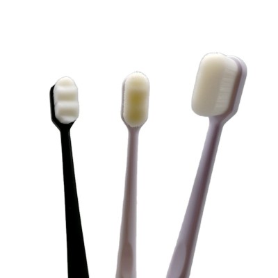 Black and White Plastic Cleaning Soft Hair Tooth Brush